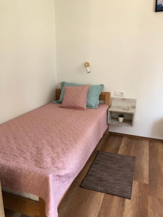 Guesthouse D&D Licko Petrovo Selo المظهر الخارجي الصورة